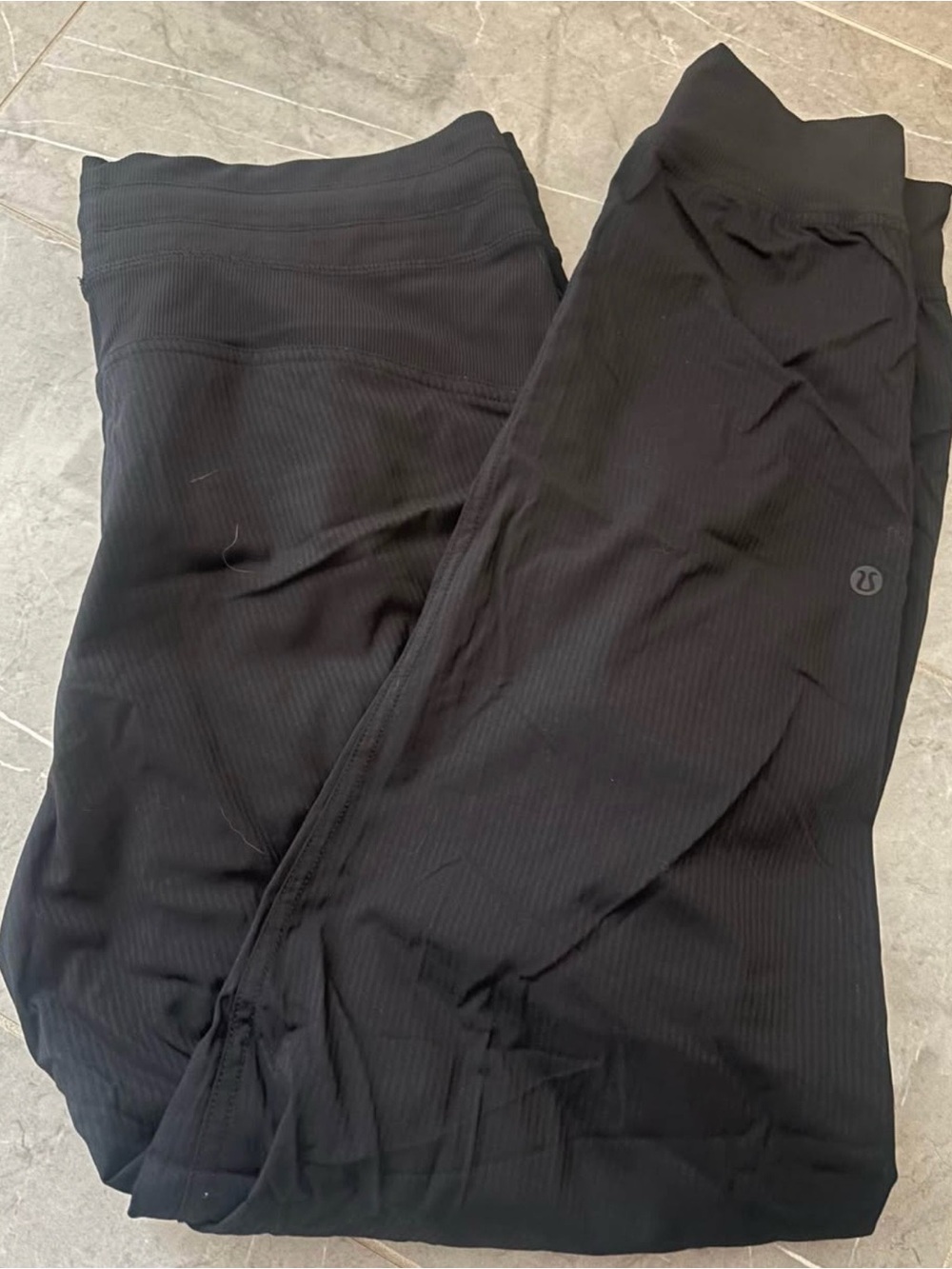 🖤 lululemon Dance studio joggers 10